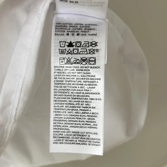 Levi’s The Perfect Womens Tee Logo White Cotton Sz 1X NWT - Picture 4 of 4